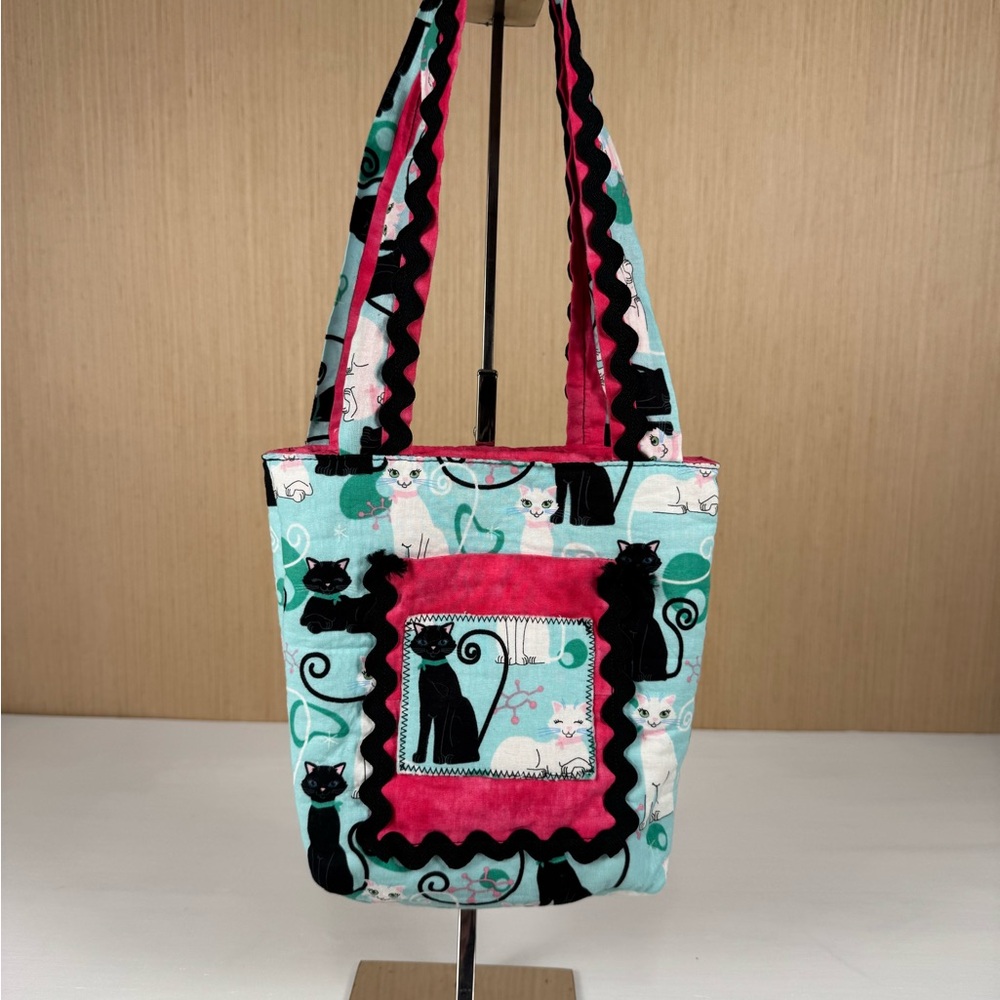 Handmade Quilted Cat Print Tote Bag | Lined Fabric Tote | Cute Cat Lover Gift